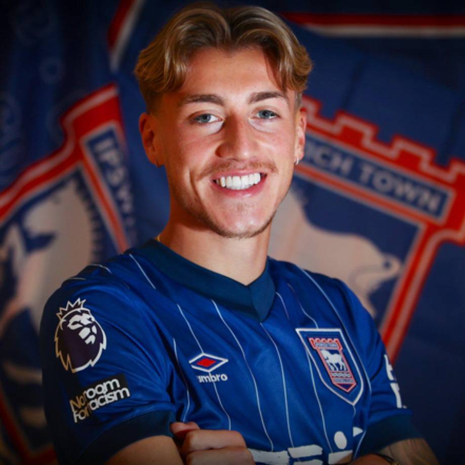 OFICIAL / Jack Clarke se convierte en nuevo jugador del Ipswich Town, procedente del Sunderland.