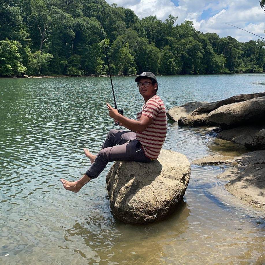 José subía muchas fotos en su Facebook practicando pesca y ahí presumía los pescados que lograba conseguir.