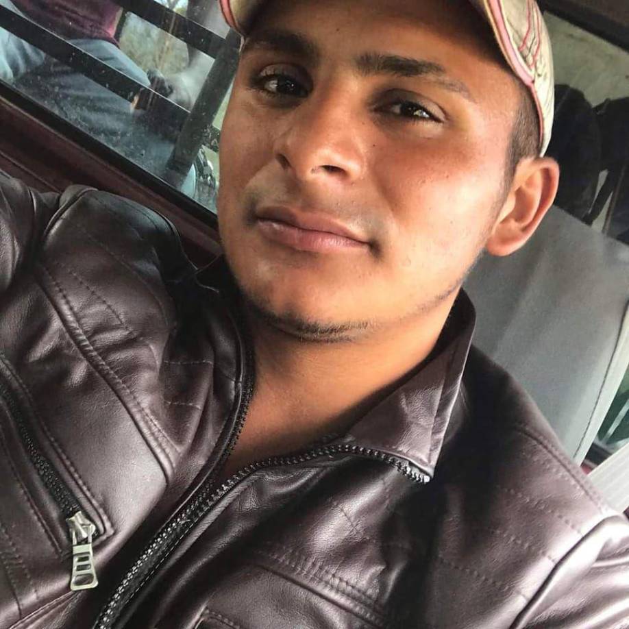 “Que Dios te tenga en su reino mi gran y querido amigo nunca pese que seria la última yamada te recordare siempre fuerzas y resignación para su amada esposa y hijos y sus padres y hermanos”, recordó una amiga.