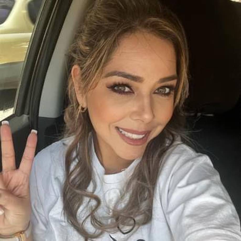 Fue subgerente de Recursos Humanos en la Secretaría de Finanzas entre 2010 y 2014. 