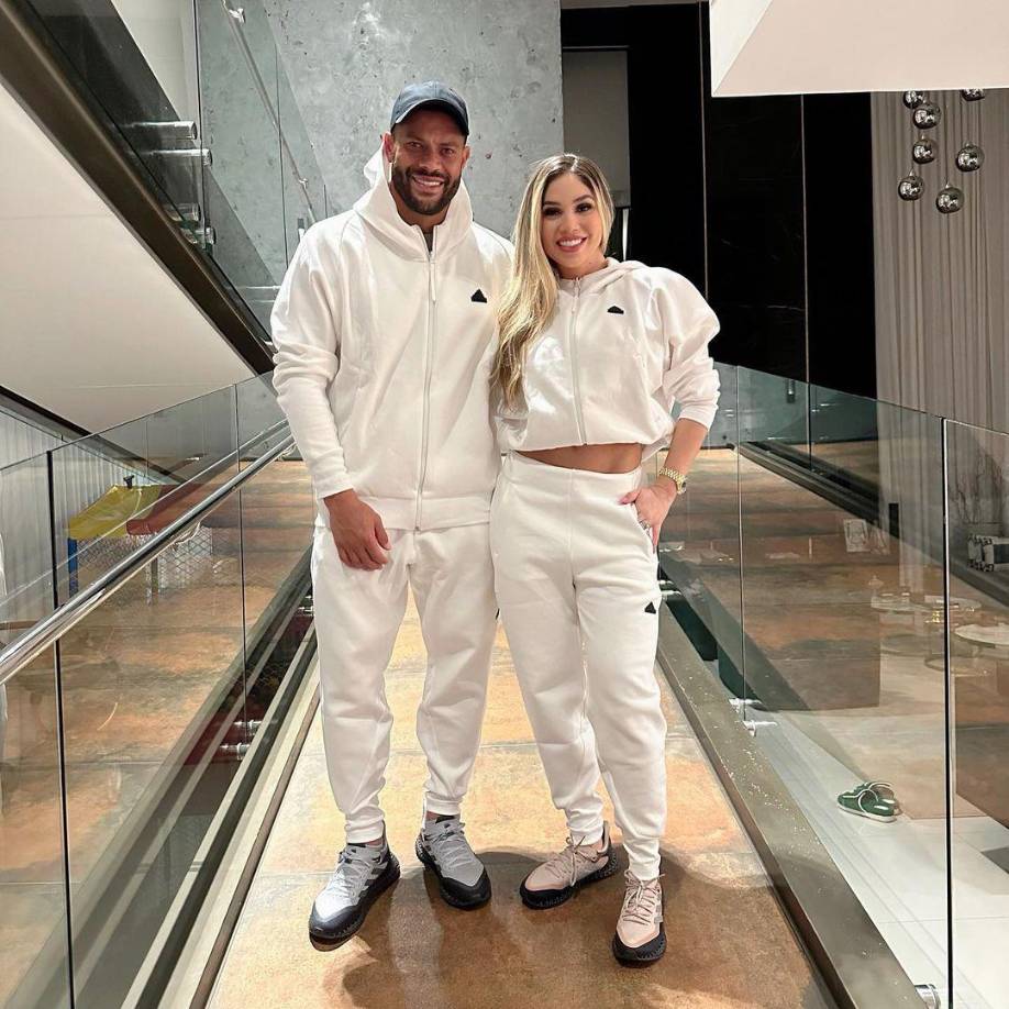 Camila Angelo se convirtió en la madre del cuarto hijo de Hulk y se les ve con una relación estable.