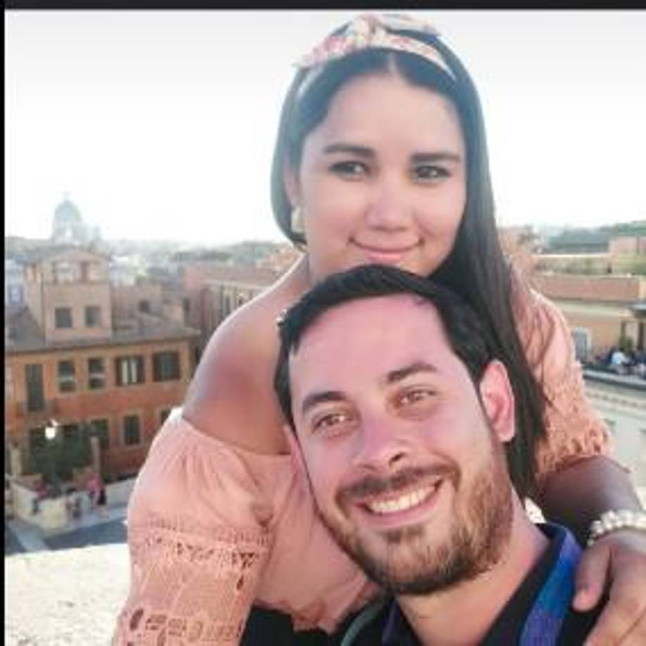 Expresó que se despidieron y ella le dijo que iba tarde. Lanza dijo que unas compañeras de trabajo que miraron la noticia en las televisoras lo llamaron diciéndole que Galdámez estaba muerta.