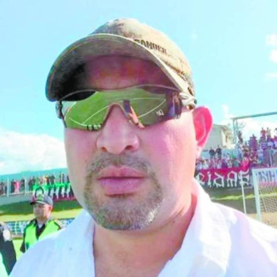 ”Hicimos nuestras investigaciones y por eso estamos ofreciendo un millón de lempiras de recompensa”, dijo Sánchez el día que reveló la recompensa que daban por detenerlo.