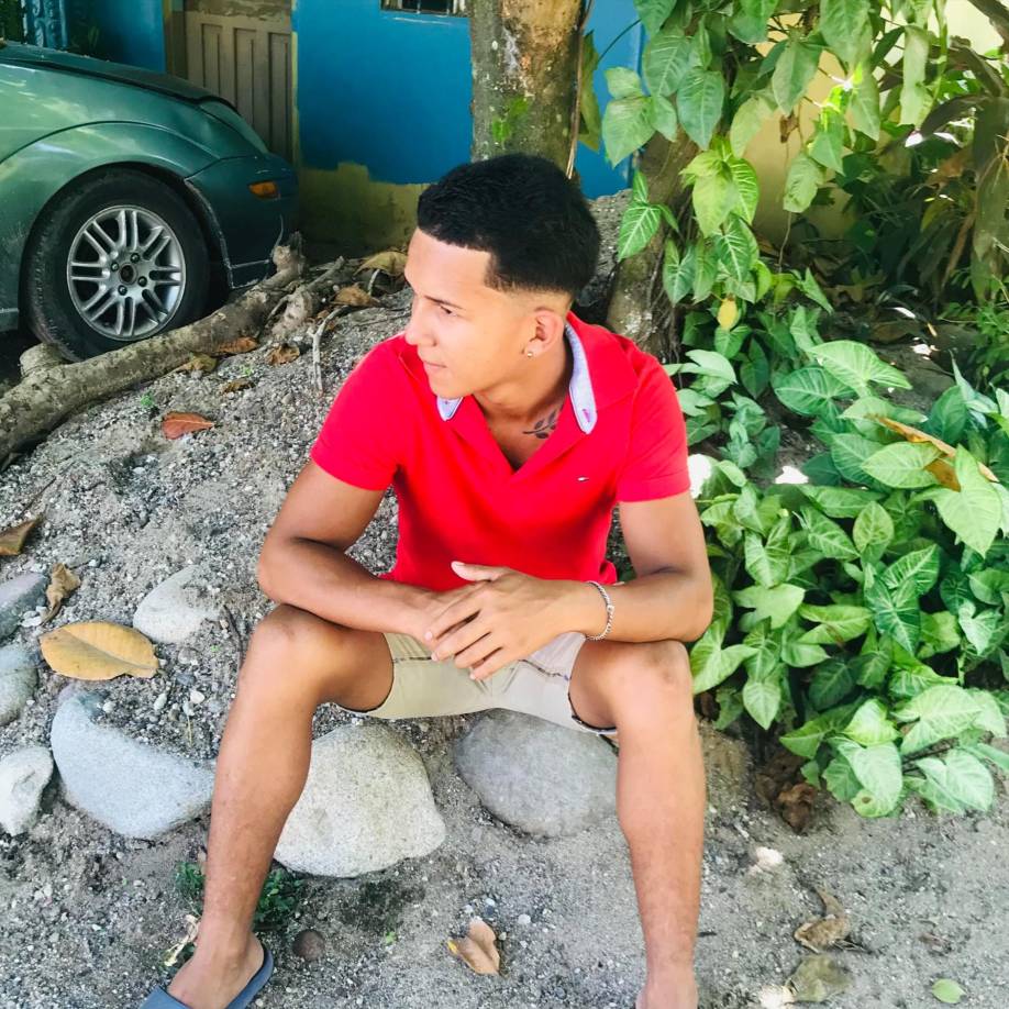 Las autoridades locales no han revelado información sobre posibles móviles del asesinato ni han identificado a los responsables. 