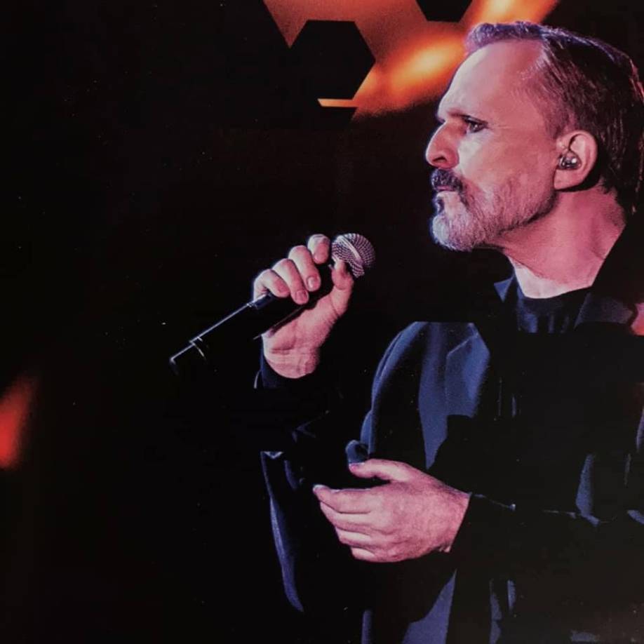 Las preventa de entradas para tarjetahabientes de Citi comienza el martes (17 de diciembre) a las 10am ET y termina el jueves (19 de diciembre) a las 10pm ET a través del programa Citi Entertainment. La venta general comenzará este viernes (20 de diciembre) a las 10 am hora local en miguelbose.com. También habrá paquetes VIP aquí.