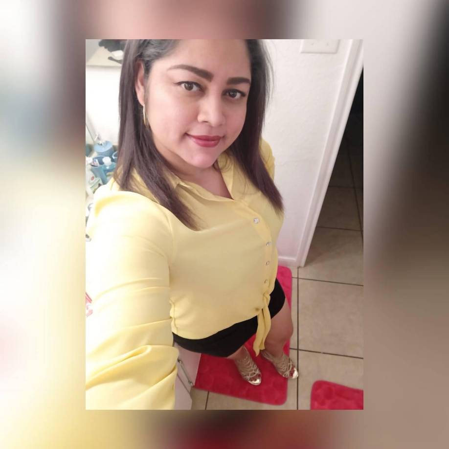 Stefani Cruz, prima de Bessy, contó que a lo largo del domingo 9 de abril toda la familia de Bessy Carolina Ayala la llamó y mandó mensajes para ver qué planes tenían, pero esta nunca contestó.