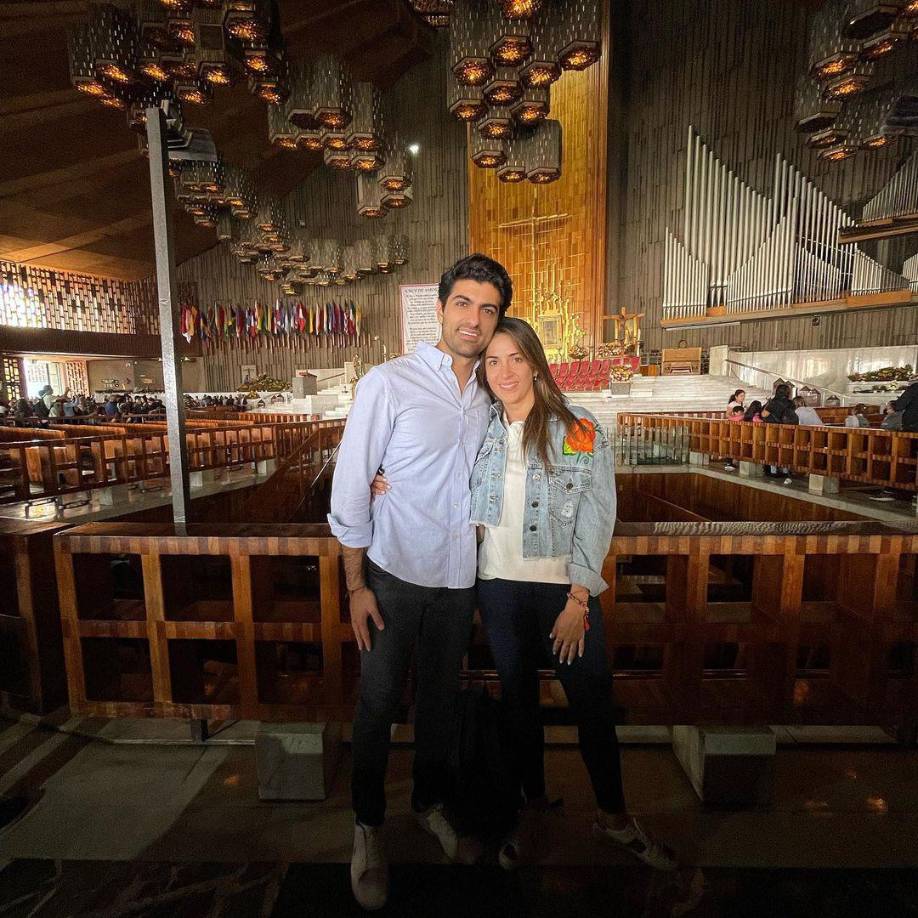 El 12 de noviembre de 2022, asistieron juntos a la Basílica de Guadalupe en la ciudad de México. Maity escribió: “una petición a una promesa cumplida”.