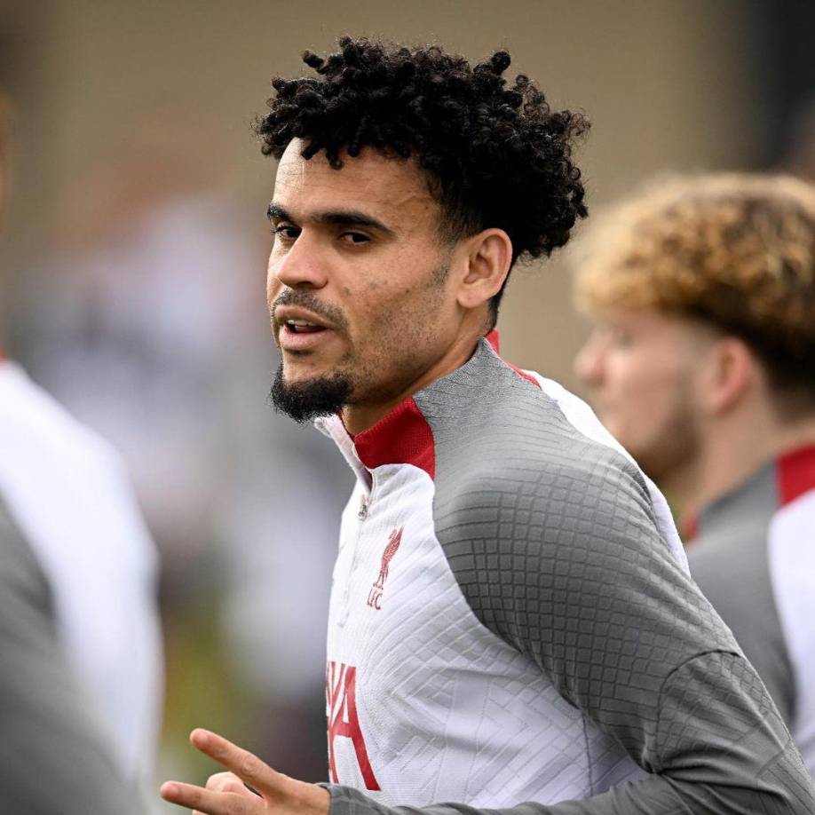 El jugador del Liverpool regresó a los terrenos de juego tras el partido que estuvo ausente ante el Nottingham Forest en la Premier League debido a su situación familiar.