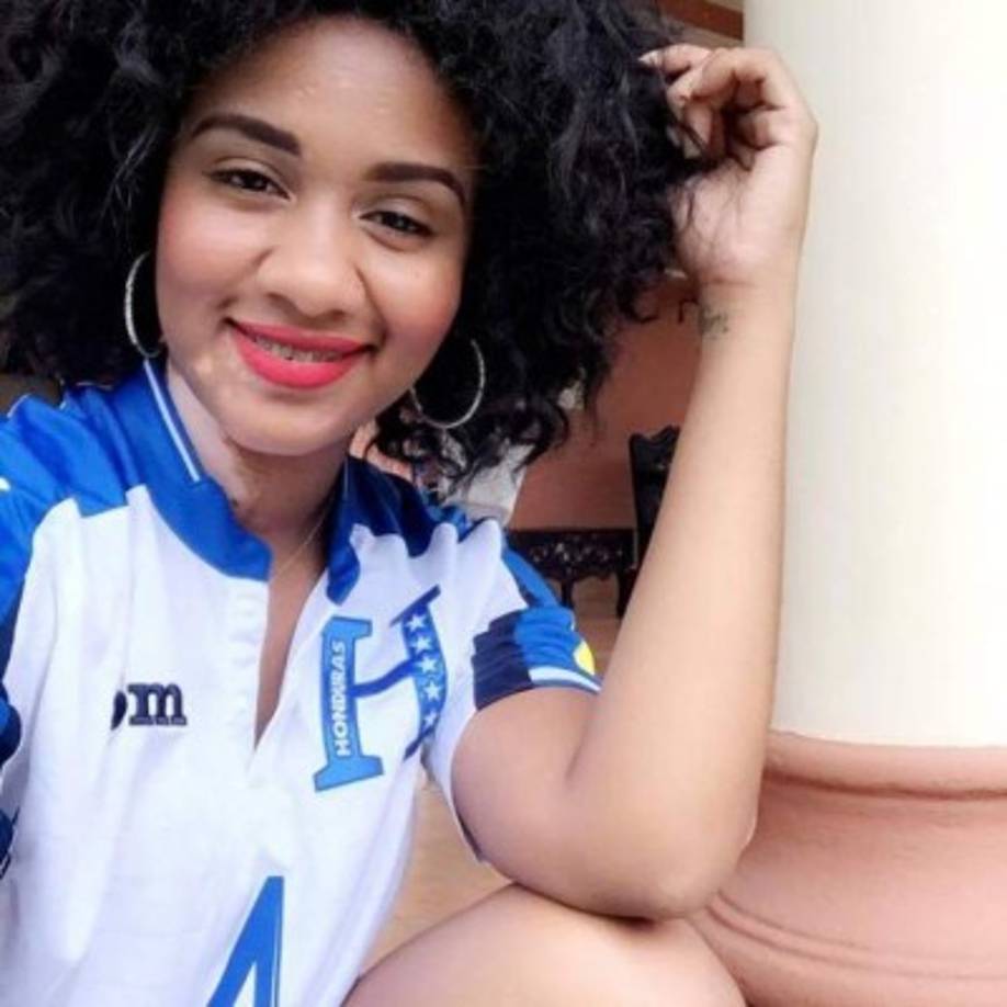 Edlin Navarro: Esposa del defensa Henry Figueroa de Motagua.