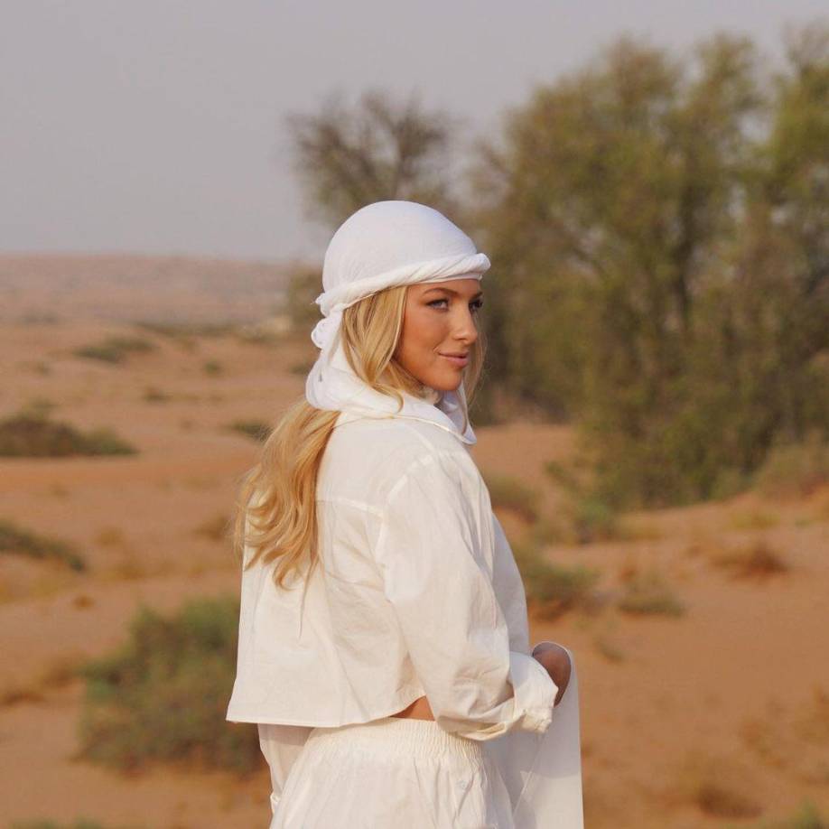 La joven de 21 años figuró entre las favoritas de Latinoamérica, sin embargo, no logró entrar en el top de finalistas para obtener la corona. Actualmente, Rebeca está cerca determinar su carrera universitaria en Miami, donde cursa una doble licenciatura en Negocios Internacionales y Marketing Digital en la Atlantis University.