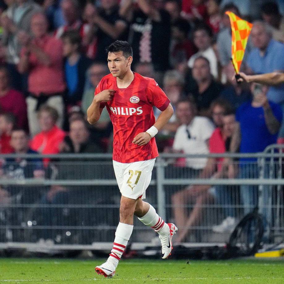 Hirving Lozano - ‘El Chucky’ se mantiene en la máxima competencia europea. El extremo azteca regresó al PSV, con el que fue goleador en la edición 2018/19. Llegó procedente del Napoli.