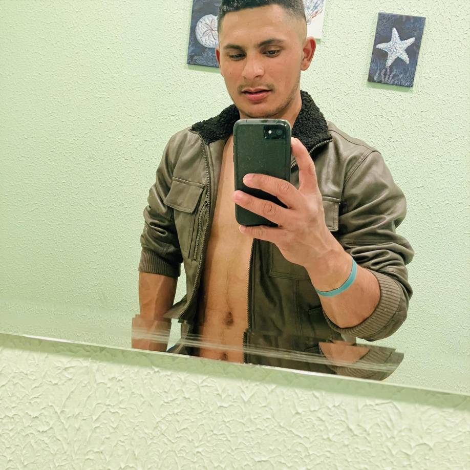 En su última publicación en las redes sociales. Ebinson había saludado a un amigo en donde se le había victo muy jovial.