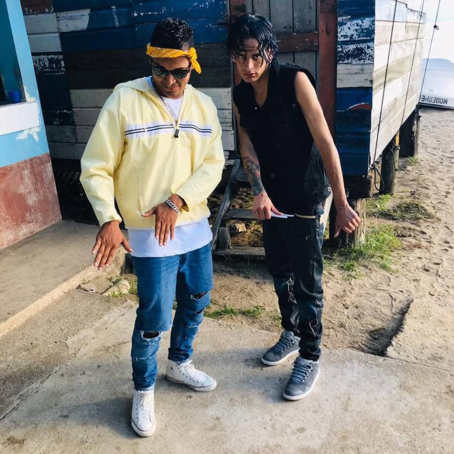 Supremo tras enterarse de la muerte del joven Nelson Cruz, a través de una historia en sus redes sociales contó que se sentía consternado ya que fue la persona que lo metió a las redes sociales.