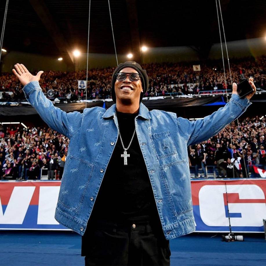 Después de hacerse viral sus palabras a la Selección de Brasil, Ronaldinho dejó un comunicado y aclaró toda la polémica.