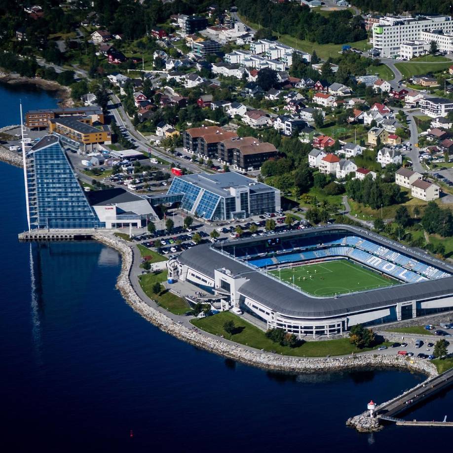 Así luce su estadio desde las alturas y que tiene una capacidad para 20,000 espectadores.