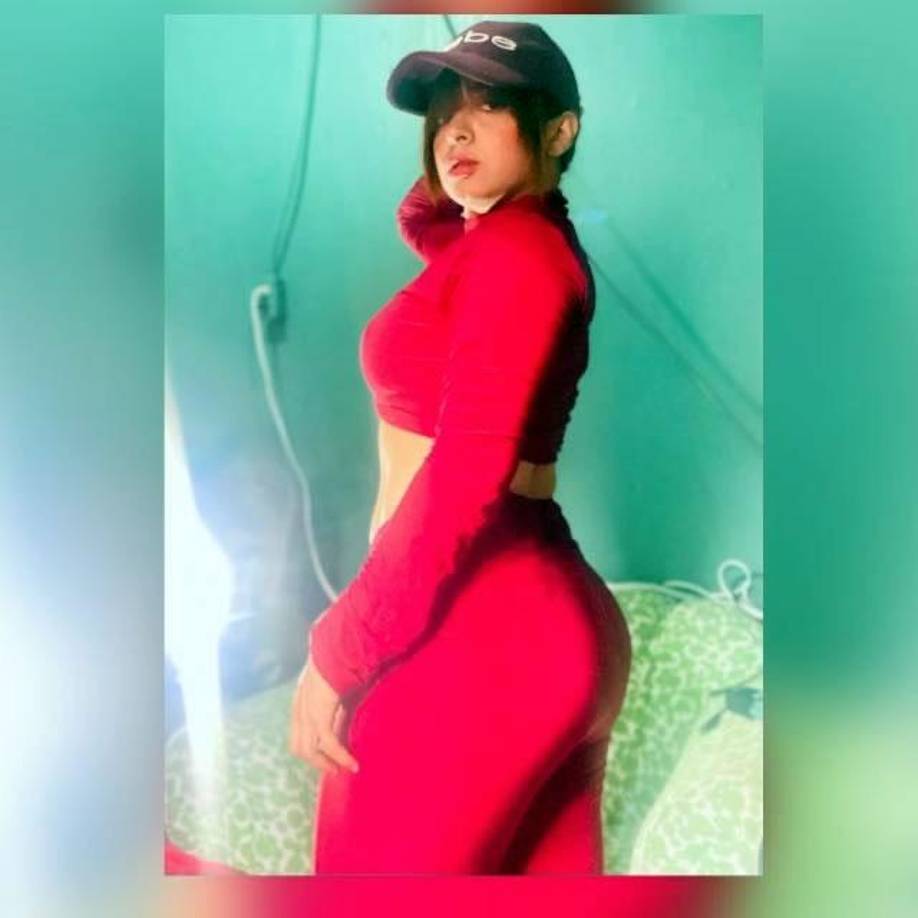 La joven jugadora cree que “ya lo merecemos que tengamos una liga femenina porque hoy en día no solo los caballeros deben jugarlo, no sólo es para hombres, ahora debe ser parejo”.