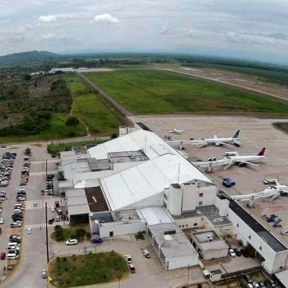 De acuerdo con la Administración Aduanera de Honduras (Aduanas), los artículos pueden ser introducidos por aeropuertos, puertos y fronteras terrestres. 