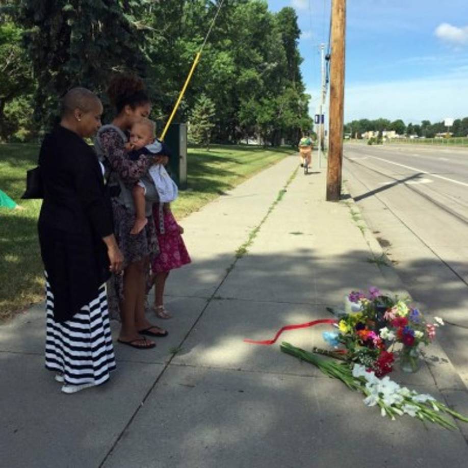 Las últimas palabras de Castile fueron: 'Yo no estaba tratando de tomarla (el arma)', insistiendo en que no estaba tratando de desenfundar su arma.<br/><br/>