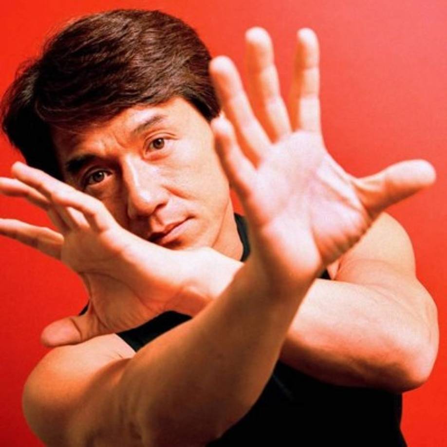 La estrella de las artes marciales Jackie Chan, confesó haber participado en una película pornográfica hace más de tres décadas.<br/>