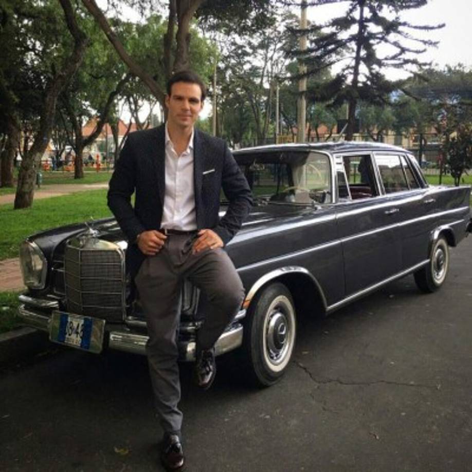 El galán venezolano Alex Adames se dio a conocer por su actuación en varias telenovelas colombianas.