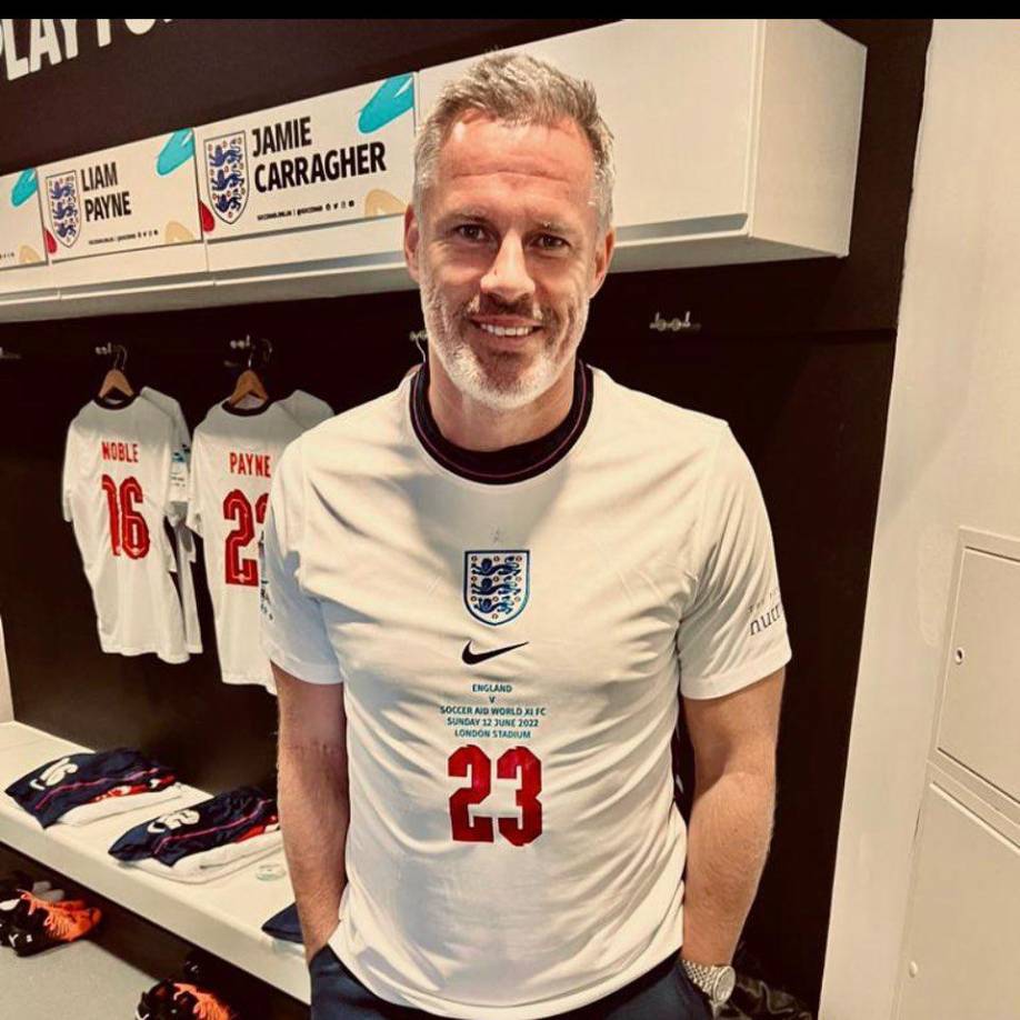 Sin embargo, todo tiene un motivo y es que, el exjugador del Liverpool ha lanzado varios comentarios en contra de Lionel Messi, por lo que el argentino decidió tomar esta decisión.