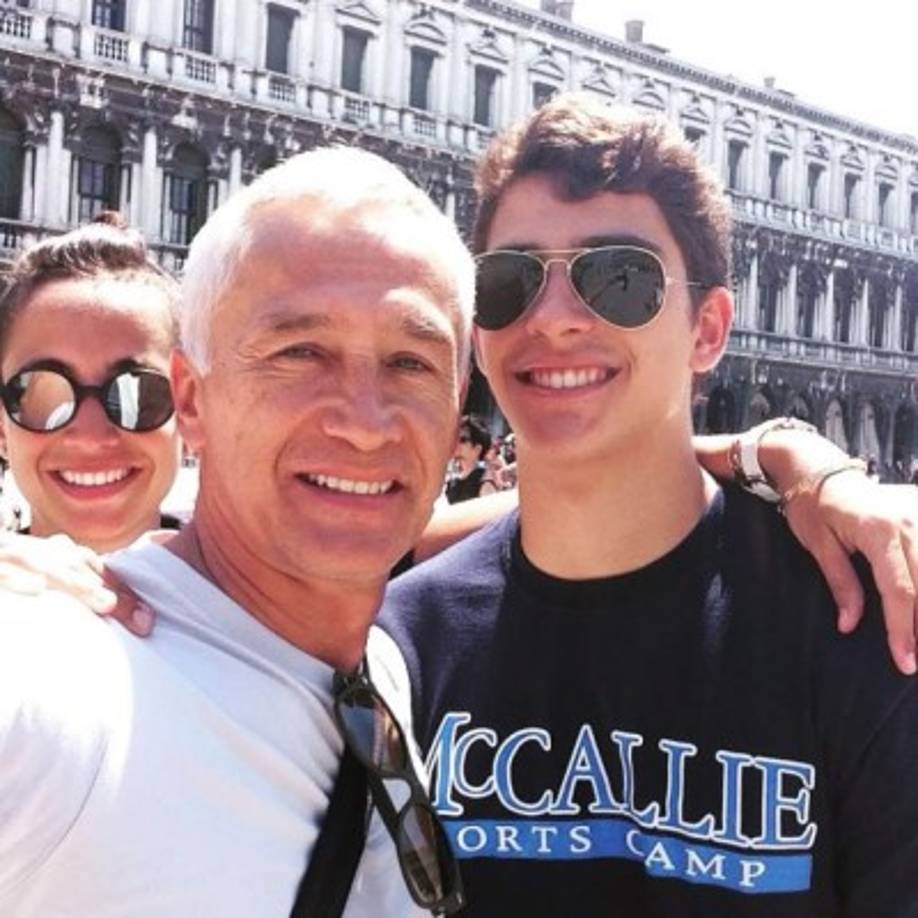 11. En 1992 Jorge se casó con Lisa Bolívar en la catedral de San Juan Bautista, San Juan, Puerto Rico. Junto con Lisa el reportero mexicano le dio vida Nicolás Ramos, su primer y único varón hasta la fecha, pero la pareja se divorció en el 2005.