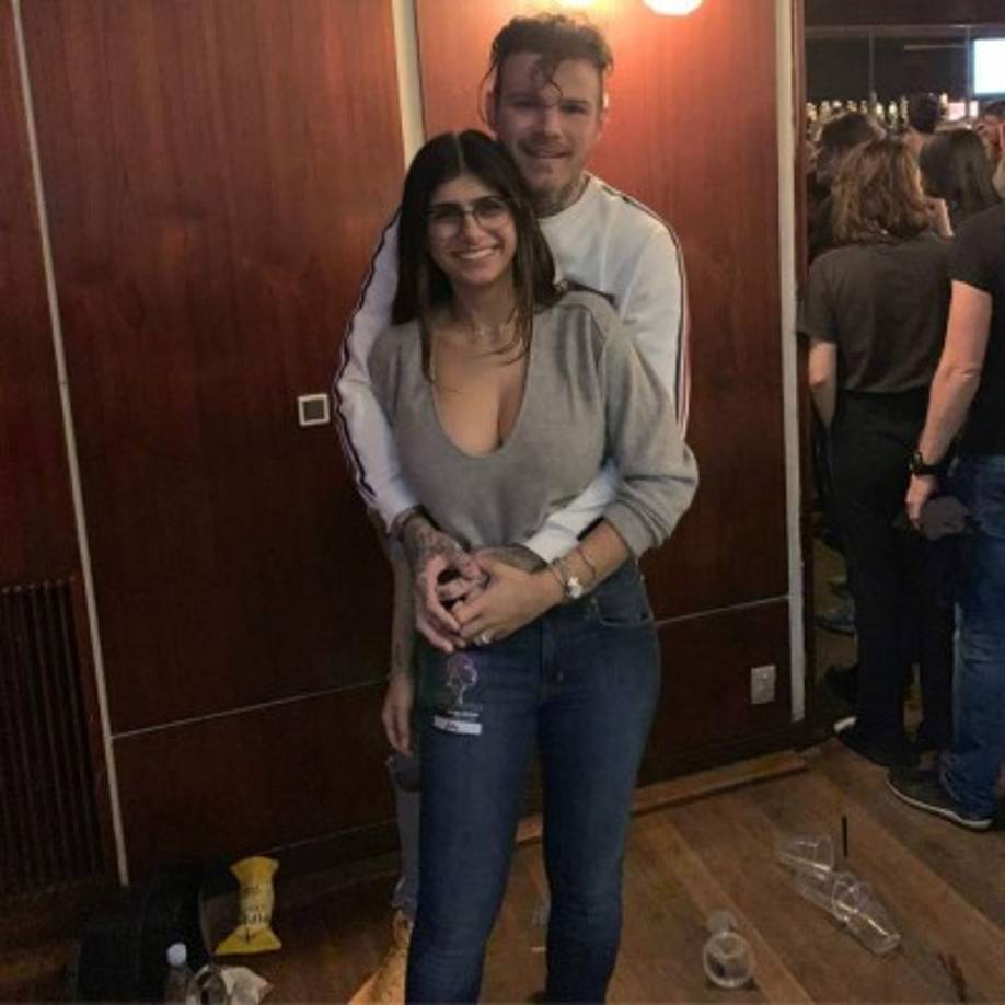 De acuerdo con el perfil del chef en Chef's Roll, Sandberg tiene 26 años y ha ganado el World Chefs Hans Bueschkens Young Chef Challenge.