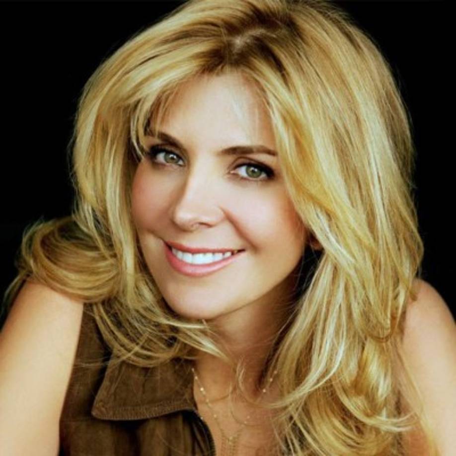 Natasha Richardson: Trabajo en películas como Juego de gemelas, Mucama en Manhattan, La condesa rusa y Nell, así como en numerosas obras de teatro en Broadway. Mientras esquiaba en Canadá con su esposo, el actor Liam Neeson, y sus hijos, sufrió una caída, lo cual provocó su muerte en 2009.