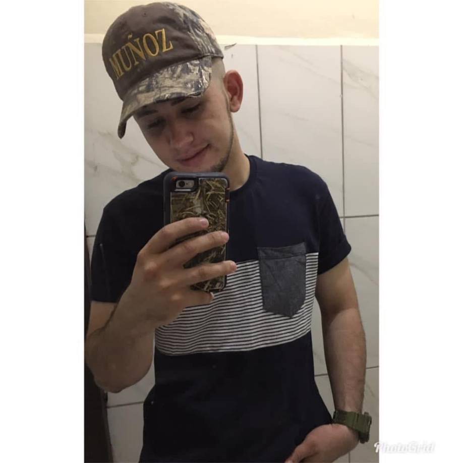 Dicha institución educativa lamentó la muerte del joven. 