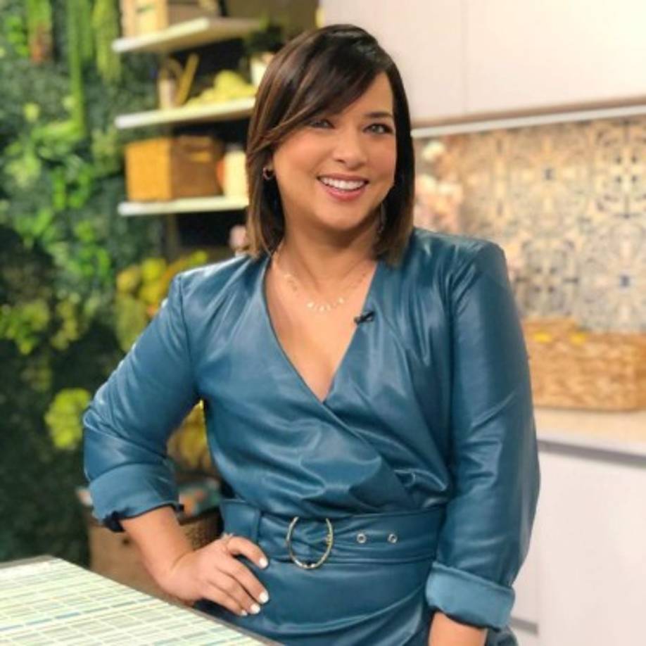 Sus fotos colgadas en Instagram recibieron miles de likes y halagos por parte de sus fans que no pasaron desapercibido que la presentadora ha bajado de peso.