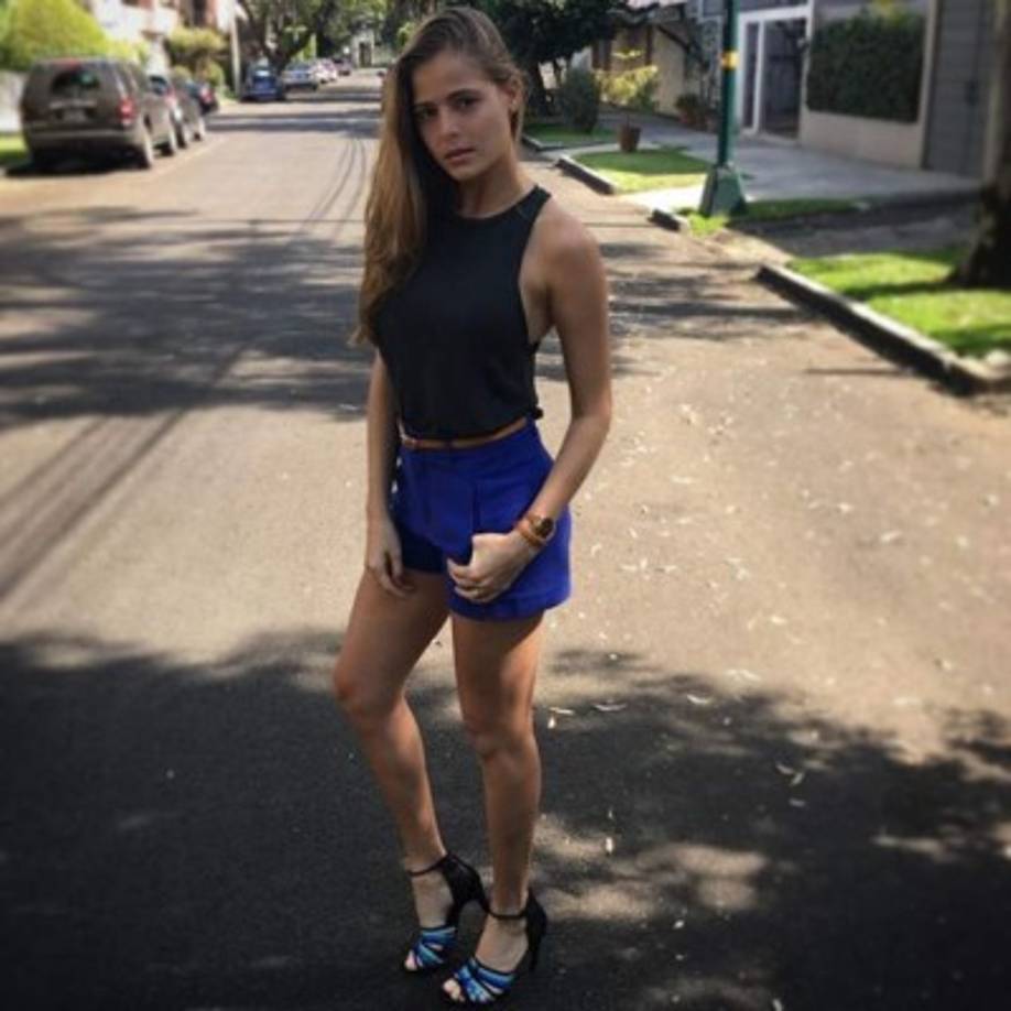 Durante la transmisión del primer programa, la modelo envió un emotivo mensaje a sus seguidores a través de redes sociales: “¡Es lindo hacer lo que te gusta, pero lo más lindo de todo esto es recibir el cariño de cada uno de ustedes que me están escribiendo! ¡¡Gracias por cada mensajito!! ¡Espero disfruten de la nueva temporada de #100mexicanosdijieron Excelente noche a todos! Gratitud”.<br/><br/>