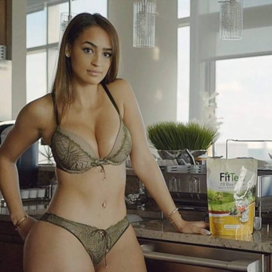 Luego de un tiempo juntos, en el último viaje a Barbados que compartieron, el británico de 33 años comenzó a burlarse de su peso.