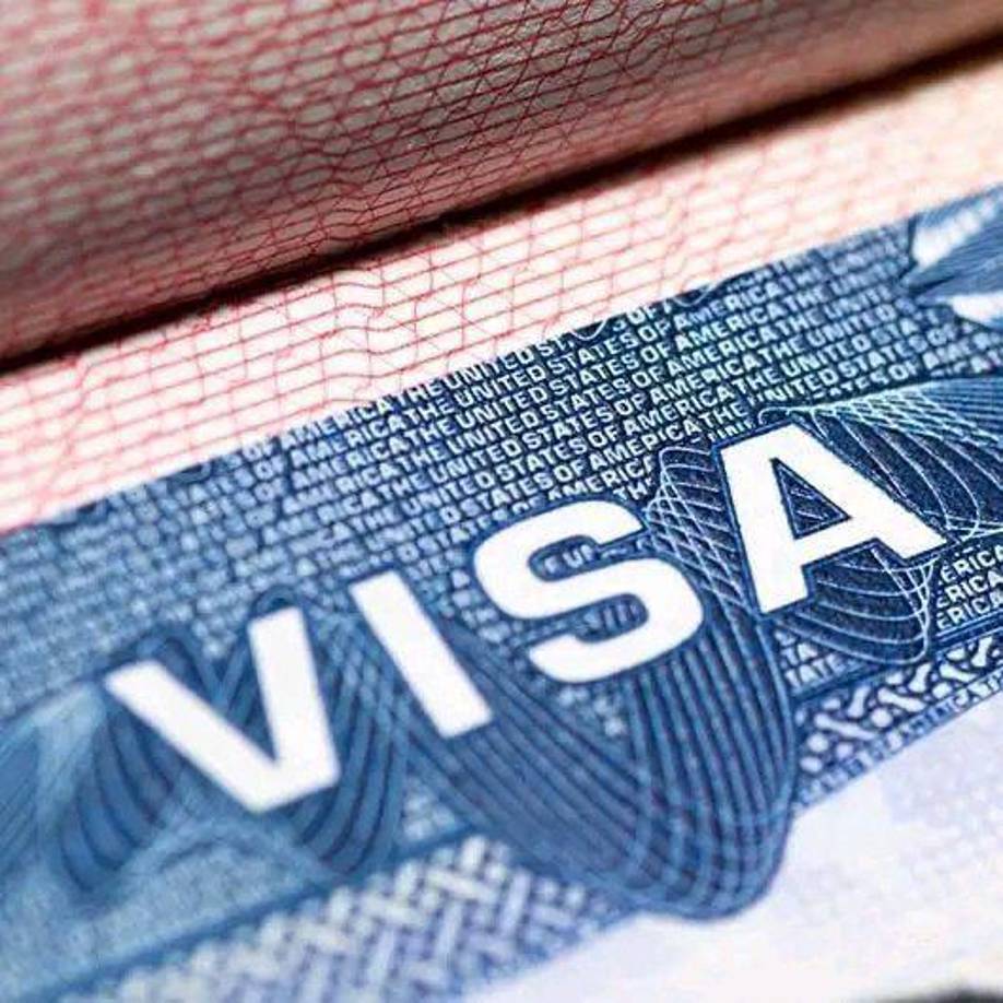 Estas podrían ser varias de las 10 preguntas frecuentes que realiza el cónsul estadounidense en la embajada en Tegucigalpa, Honduras: 01.<b> </b>¿Cuál es el motivo de su viaje? Si es por vacaciones basta con que diga que viaja por hacer turismo.