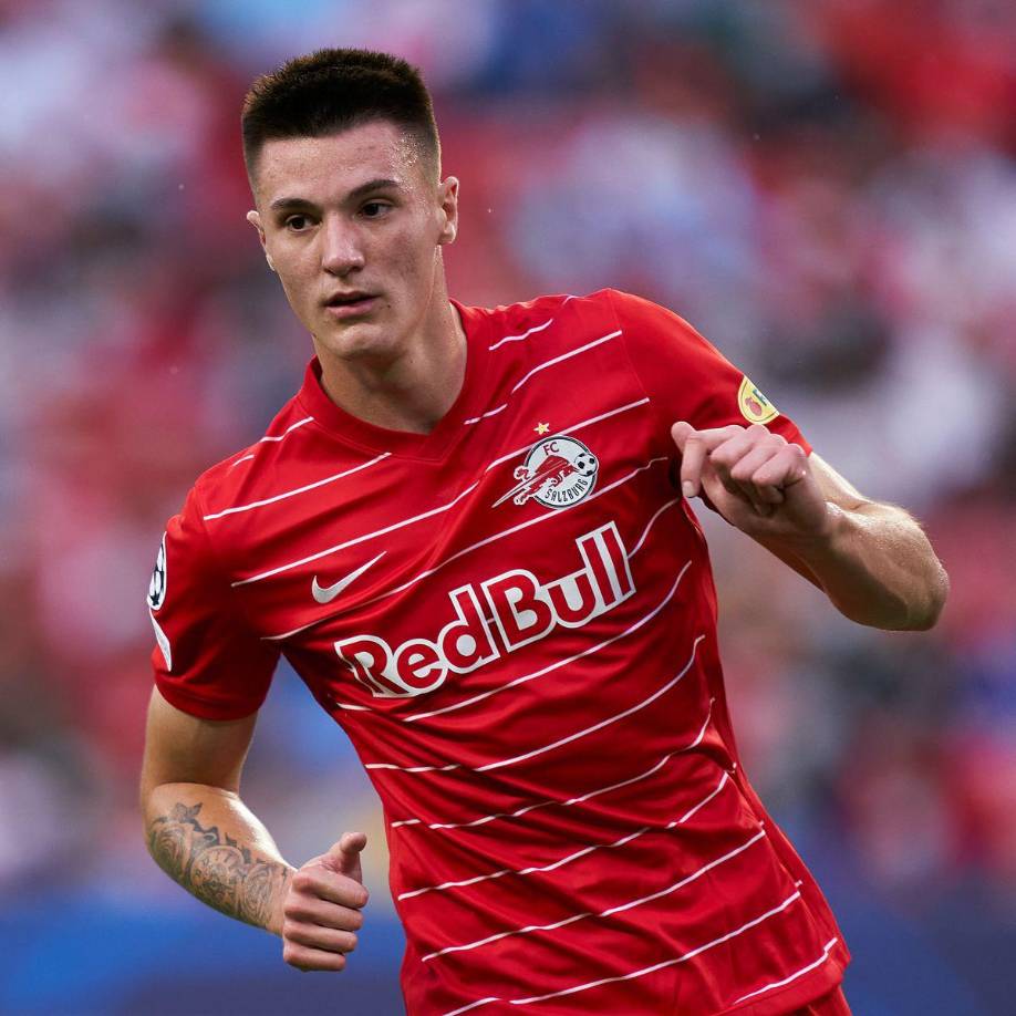 Benjamin Sesko (19 años) - Delantero esloveno del Red Bull Salzburgo (Valor de mercado: 20 millones de euros).