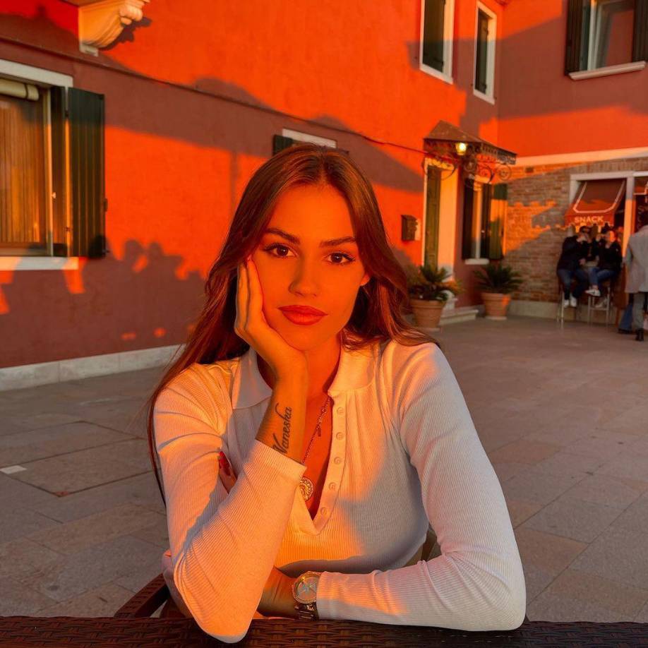 Nadia es la hija del entrenador español Paco Jémez y ella dejó mal parado a Gerard Piqué con una serie de acusaciones.