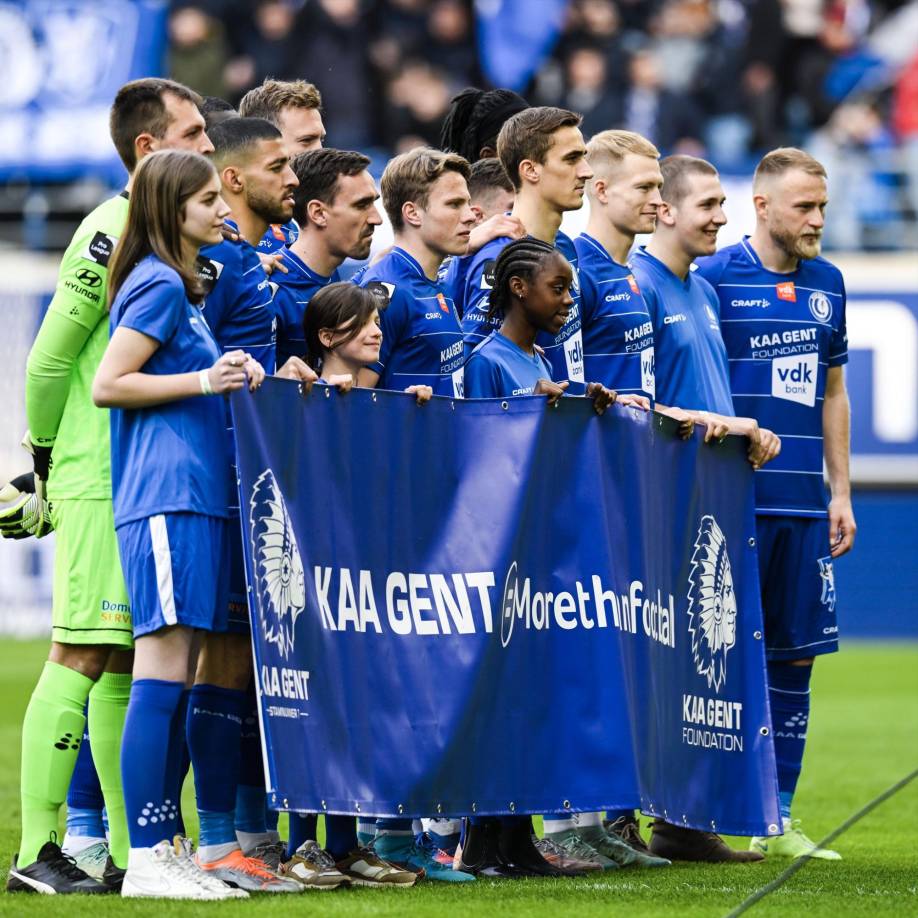 2. El KAA Gent de Bélgica: Es un histórico club de la Primera División del fútbol belga fundado en 1864 y que actualmente se encuentra en la quinta posición del torneo local superando a otro equipo interesado en Palma, el Anderlecht.