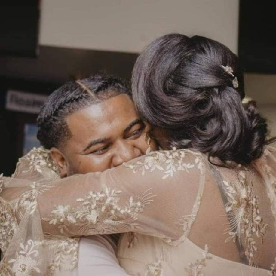 Saúl Fox “La More” y Sylse López demostraron su alegría por este nuevo capítulo de sus vidas.