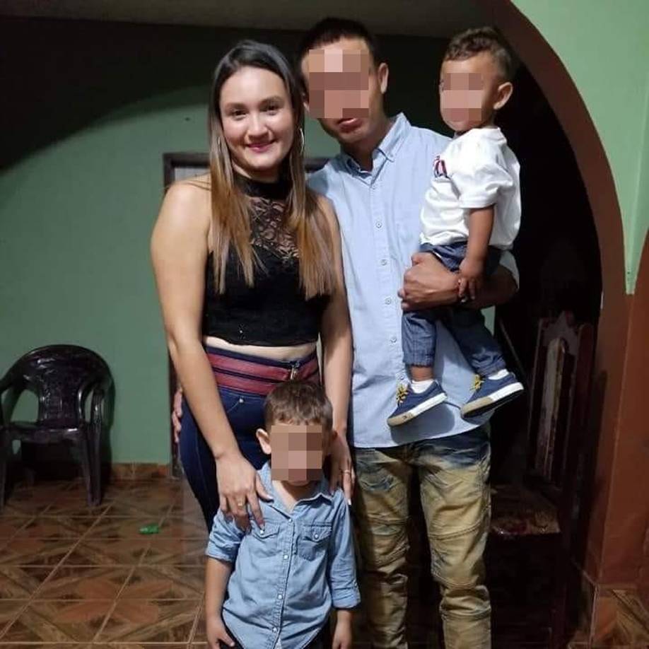 Cerca de las 4 de la tarde los agentes abrieron la celda para entregar comida y otros migrantes reportaron que la mujer no se levantó. 