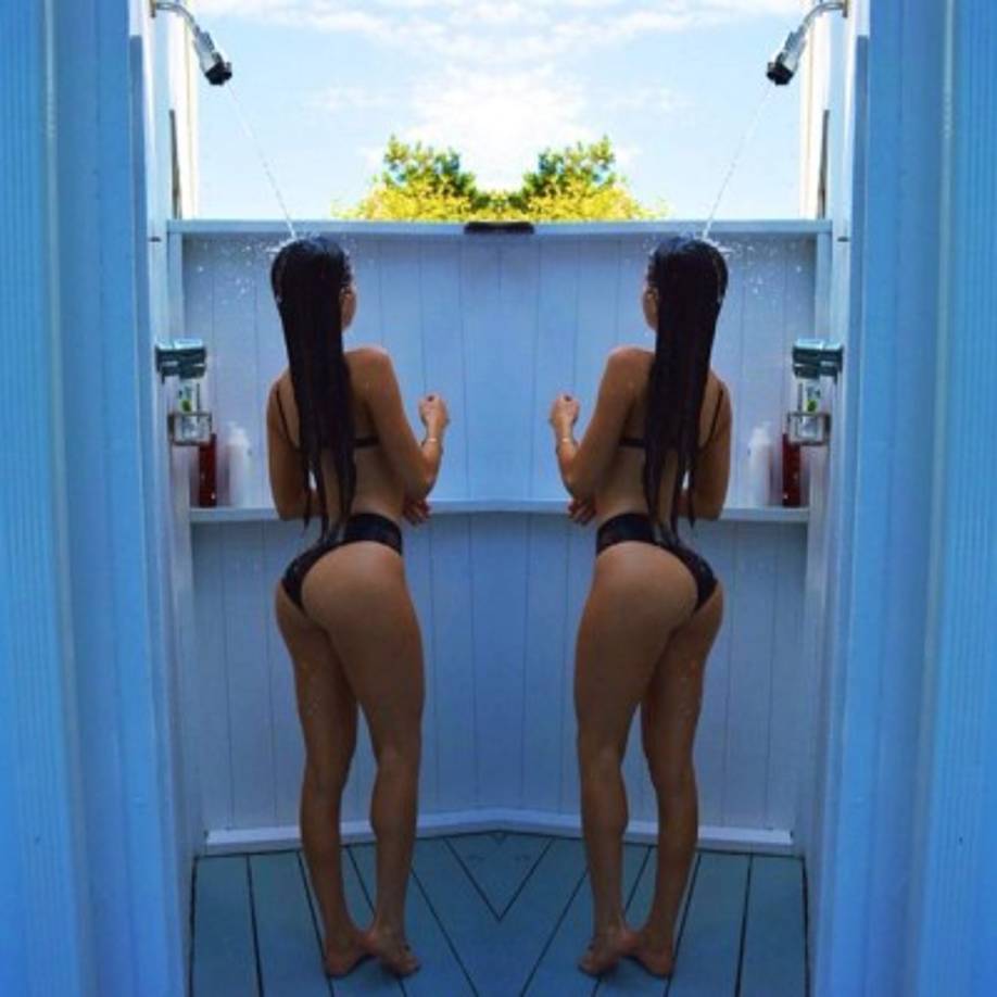 Un material de gran calidad en las que la joven, de rostro angelical, suele mostrar sus partes más hermosas.