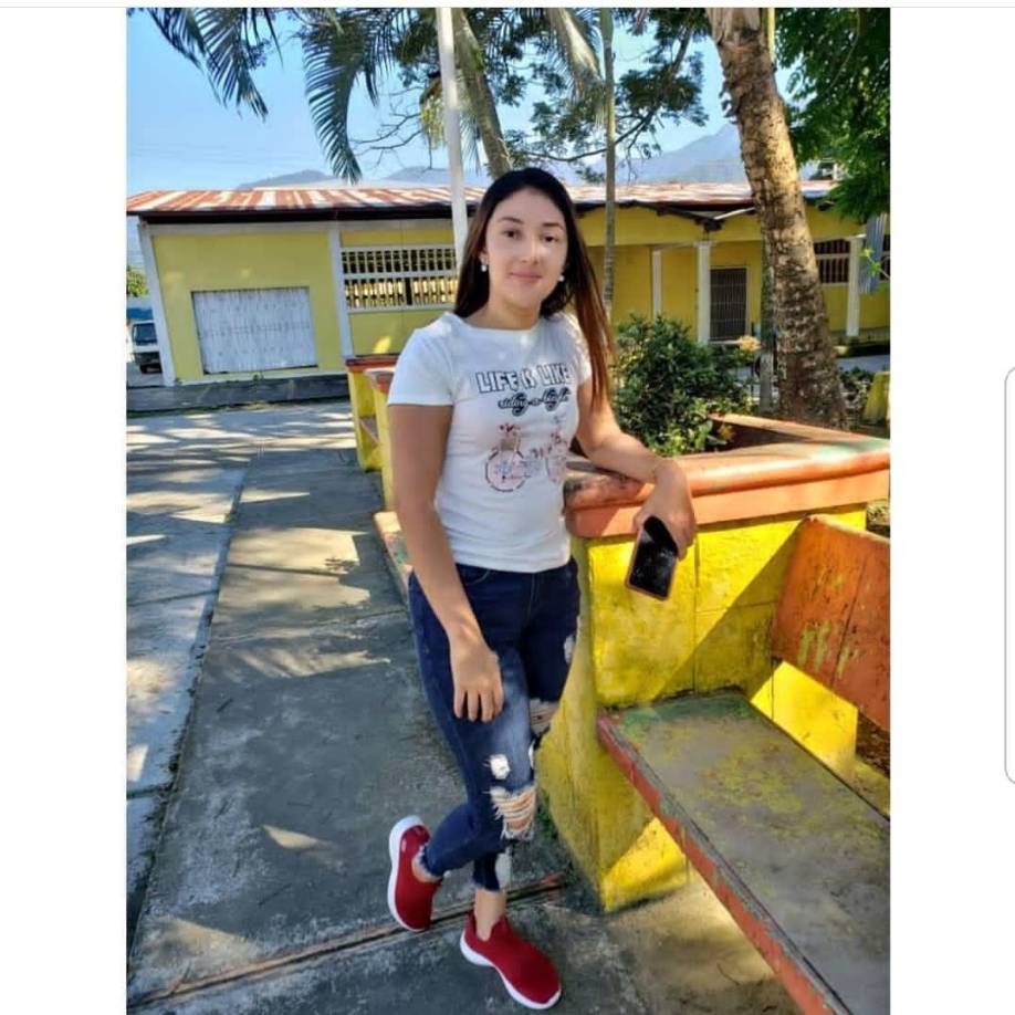 La joven madre, oriunda de La Masica, Atlántida, Honduras.