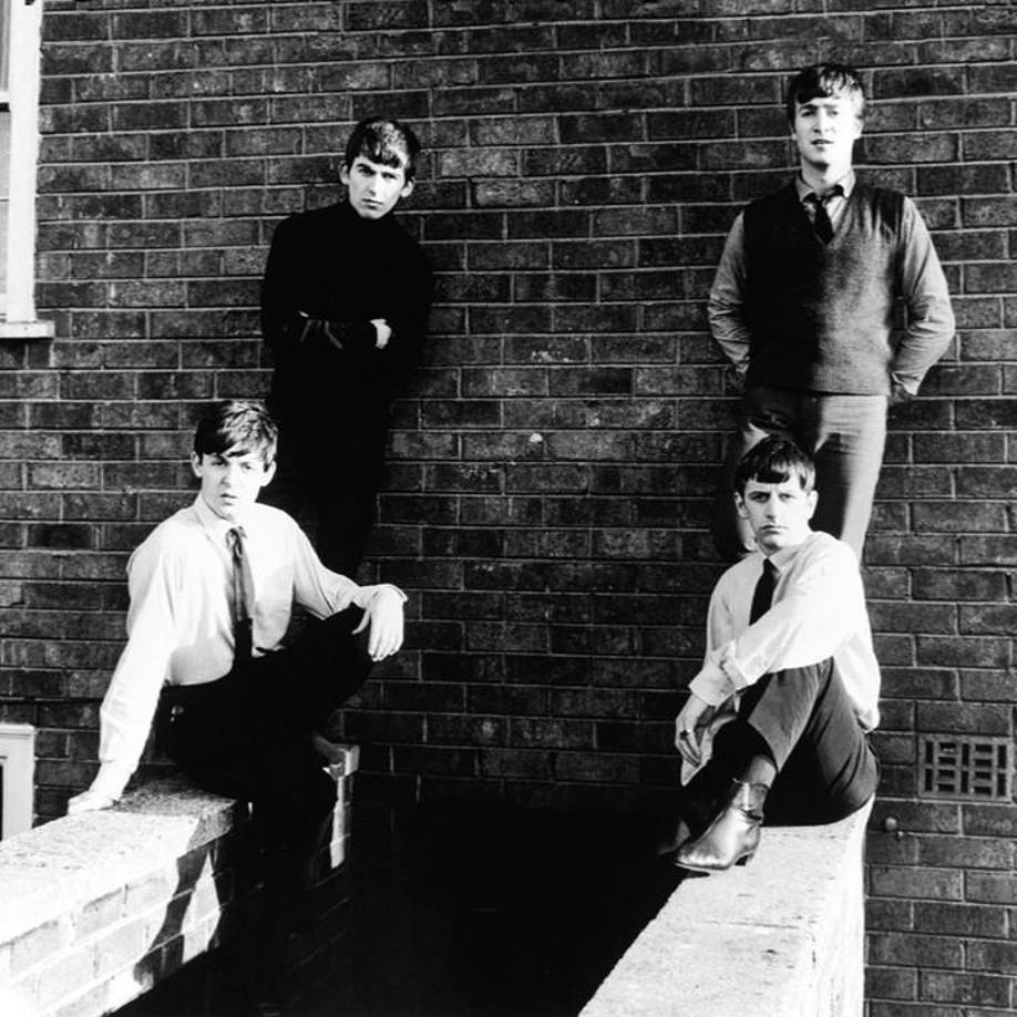 Por otra parte, hay versiones que aseguran que la UNESCO estableció el 16 de enero como la fecha oficial, sin embargo, esto fue desmentido por la misma organización en 2013, aunque aseguraron que no hay razón que impida celebrar su música.