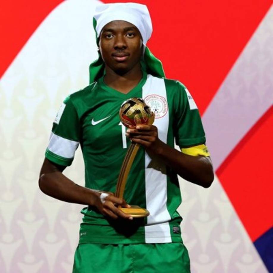 Kelechi Nwakali (17, mediocampista) - ASJ Football Academy. Llamado a ser una de las estrellas del futuro, fue el capitán de la Nigeria campeona del mundo Sub-17 en Chile 2015. Interesados: Arsenal, Manchester City.