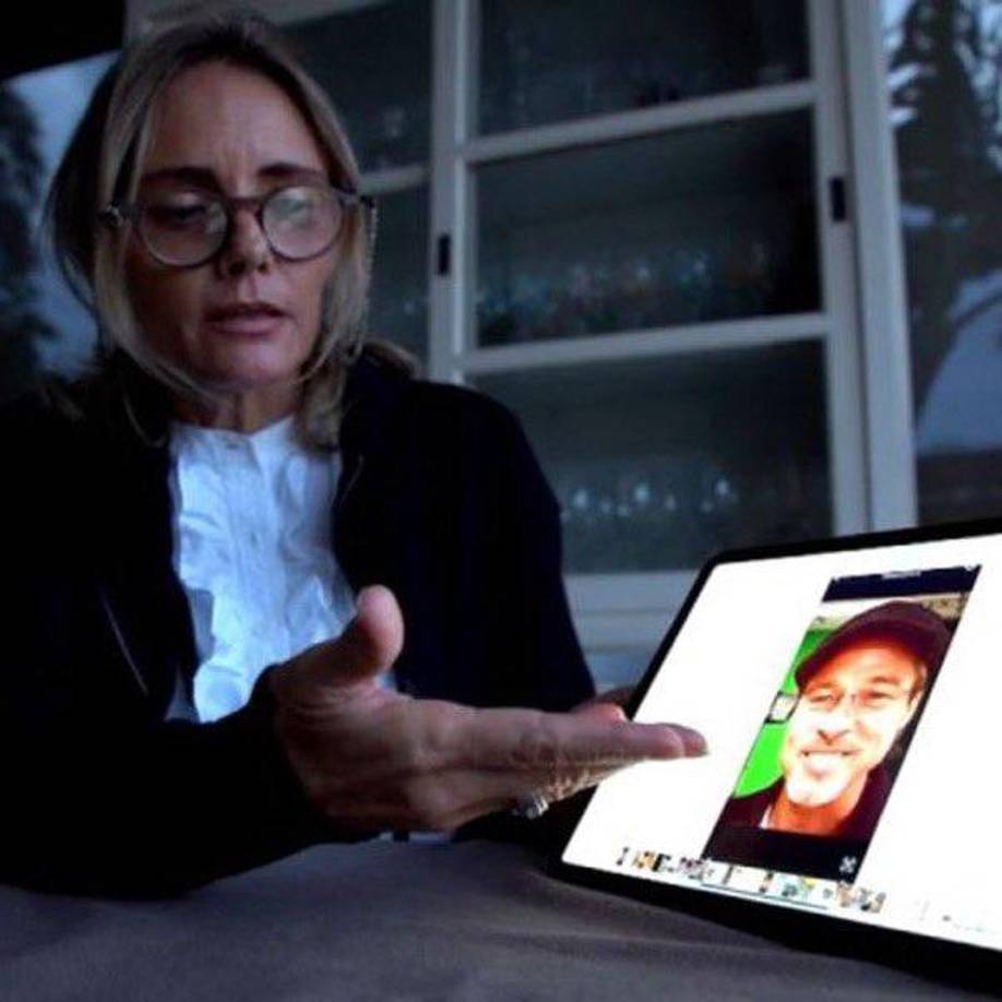 Sumida en la desesperación, Anne intentó quitarse la vida en tres ocasiones, lo que finalmente la llevó a ser ingresada en una clínica especializada para tratar su depresión. “Me pregunto por qué me eligieron para hacerme tanto daño. Nunca he lastimado a nadie. Estas personas merecen el infierno”, reflexionó Anne en conversación con Sept à huit.