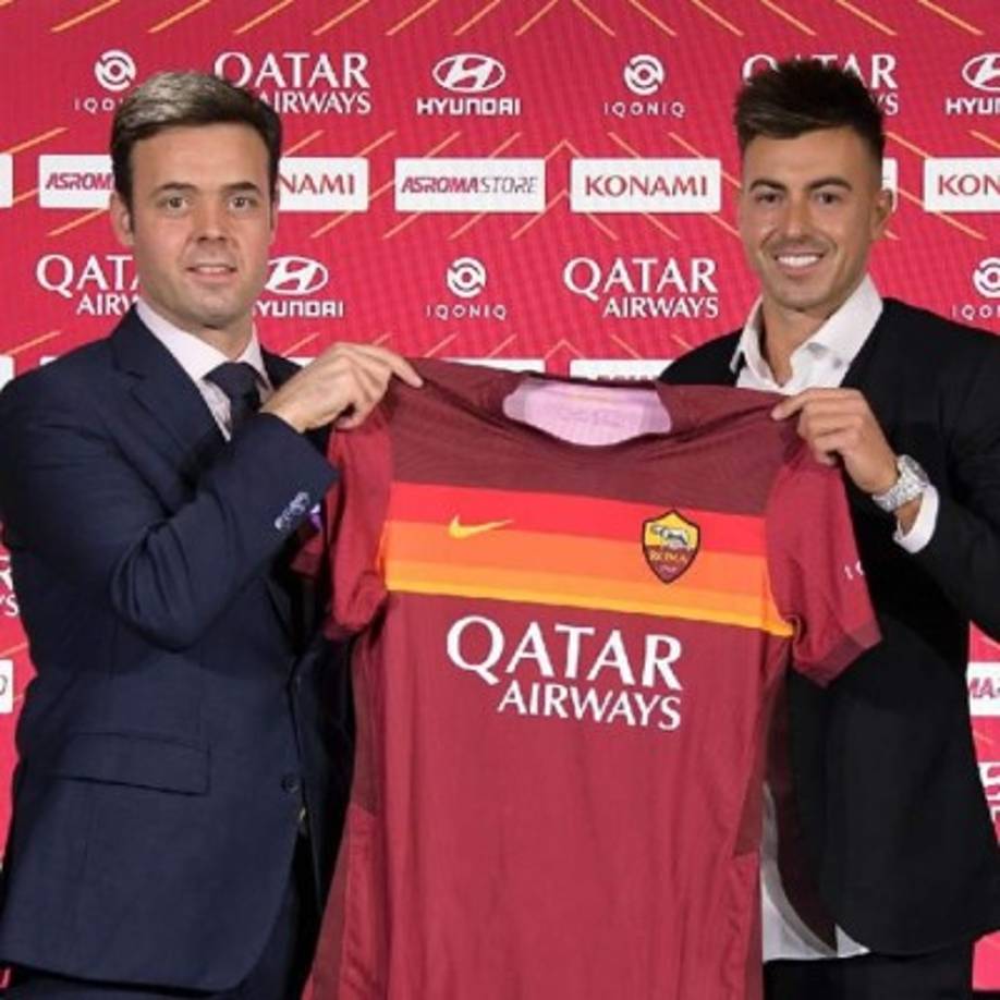 Stephan El Shaarway regresa a sus 28 años a la Roma tras irse en julio de 2019 con destino al Shanghai Shenhua. El delantero italiano rescindió su contrato con el club chino y hoy ya posa con la camiseta del equipo romano.