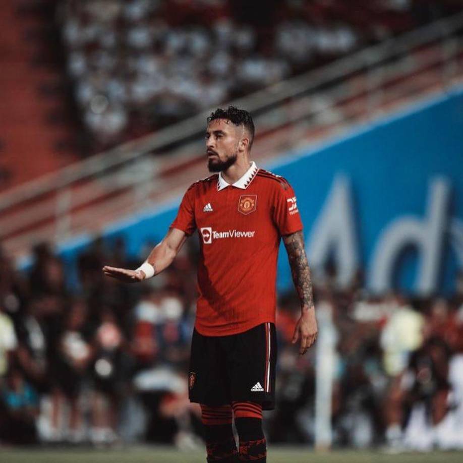 El Sevilla estaría tras los pasos de Alex Telles , defensor brasileño del Manchester United. 