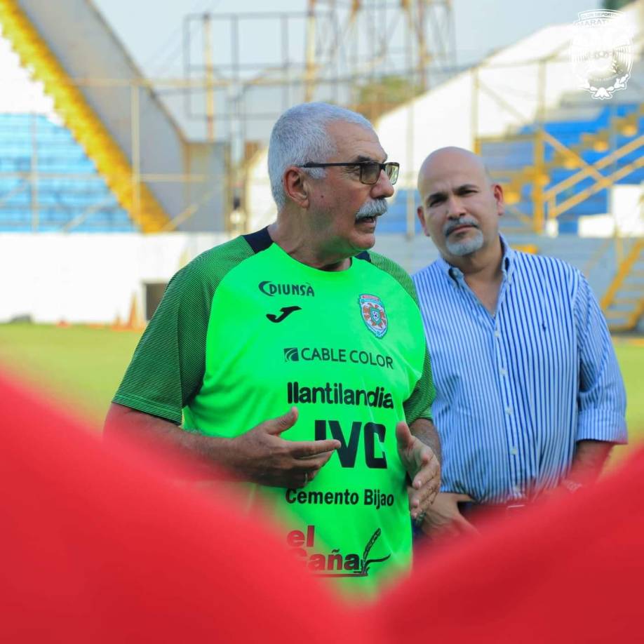 El estratega charrúa comentó que no hay mucho que estudiar del plantel, “simplemente quedan siete partidos en los cuales Marathón tiene que ganarlos, ganar la mayor cantidad de juegos posibles para clasificarse”.