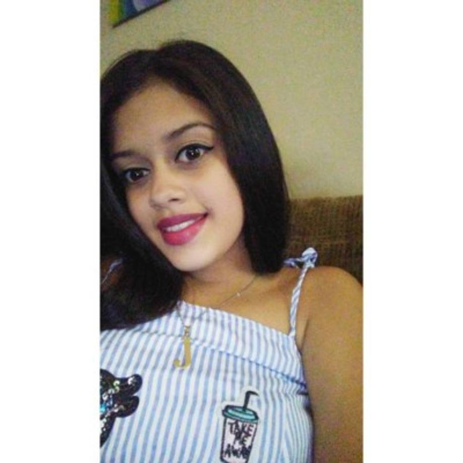 Aunque no hay una versión confirmada, al parecer el ataque iba dirigido a uno de los hombres que estaba bebiendo.