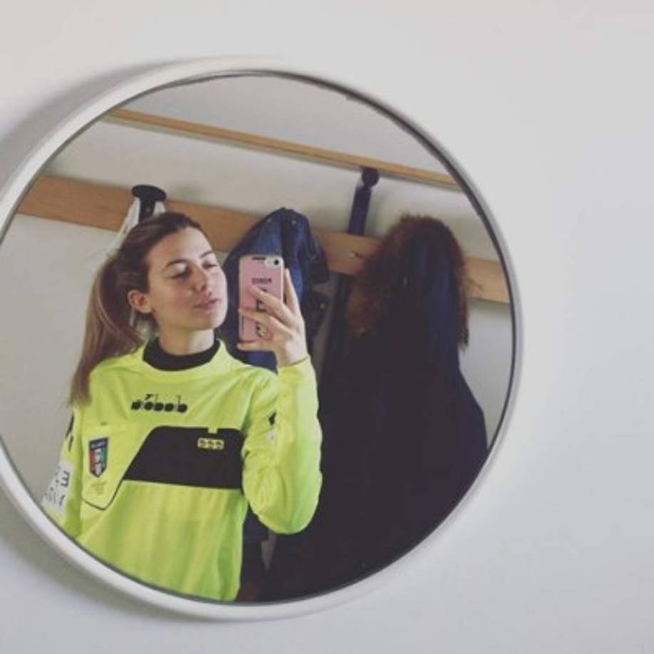 “A ver si así tienes el coraje de expulsarme o…”, le dijo uno de los juveniles.