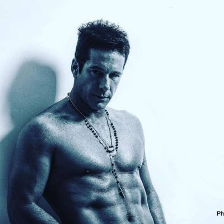 Carrillo: 'La traté siempre de colega porque tengo una relación hermosa, una mujer hermosa. Por eso no se me vio nunca en la calle ni de fiesta. Nunca le hice un comentario'.