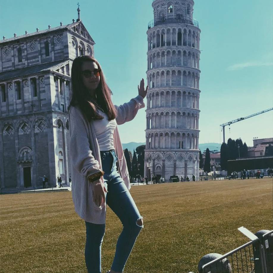 Sus compañeros de universidad la recordaron como un “espíritu libre” y una “bromista”.